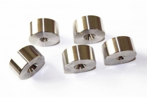 熱噴涂廠家的耐熱和抗高溫養(yǎng)護涂層介紹是怎么的？？？